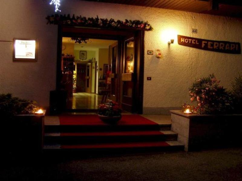 Hotel Ferrari Pinzolo Exteriér fotografie